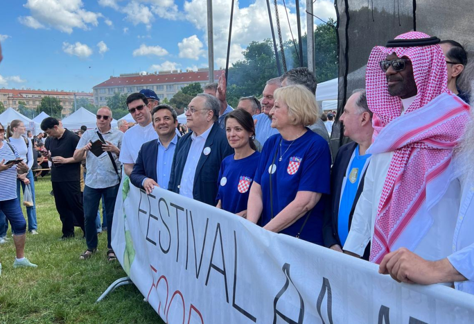 Фестиваль посольств Food and Culture объединил в Праге представителей 60 стран