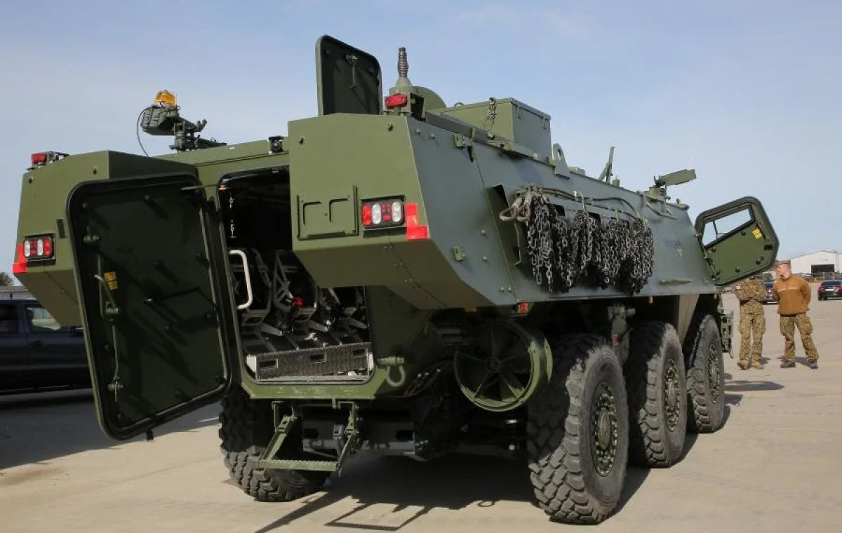 Литва закупит военную транспортную технику на &euro;1 млрд