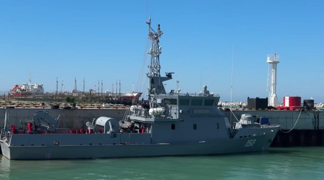 
Военнослужащие ВМС Казахстана совершили штурманский поход в акватории Каспийского моря