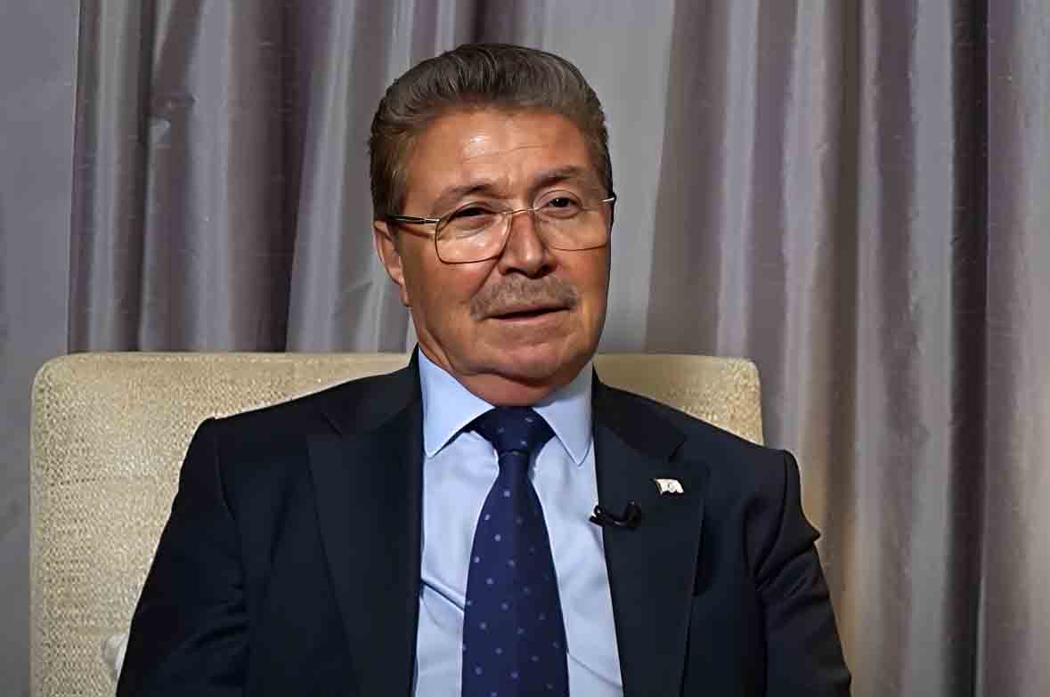 Премьер-министр Северного Кипра поздравил Азербайджан
