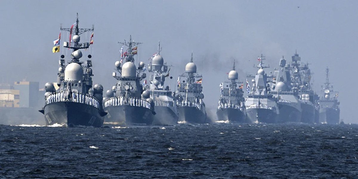 
Командование Черноморского флота России покидает Крым?