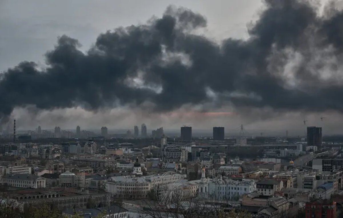 
Россия обстреляла Киев и Полтаву баллистическими ракетами