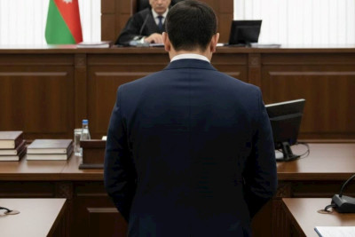 Два года тюрьмы из-за долга в 15 манатов