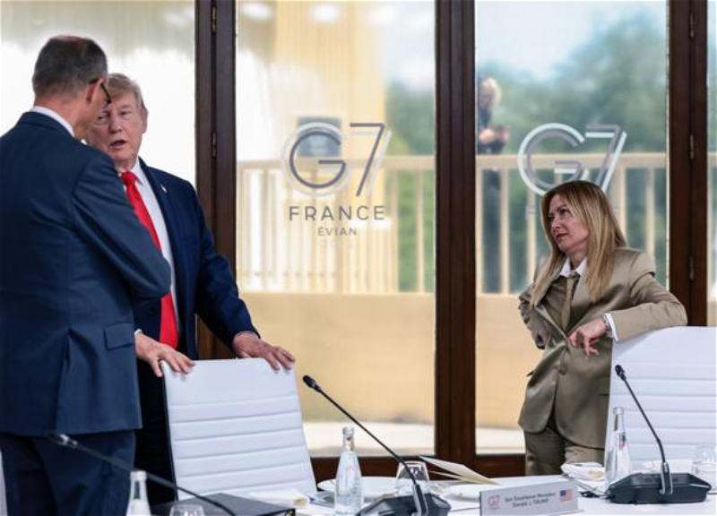 Мелони опровергла заявление Трампа о том, что она &laquo;умоляла его сфотографироваться с ней&raquo; на саммите G7