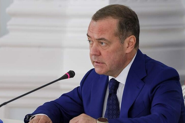 
Кто о чем, а Медведев о ядерном ударе по Европе