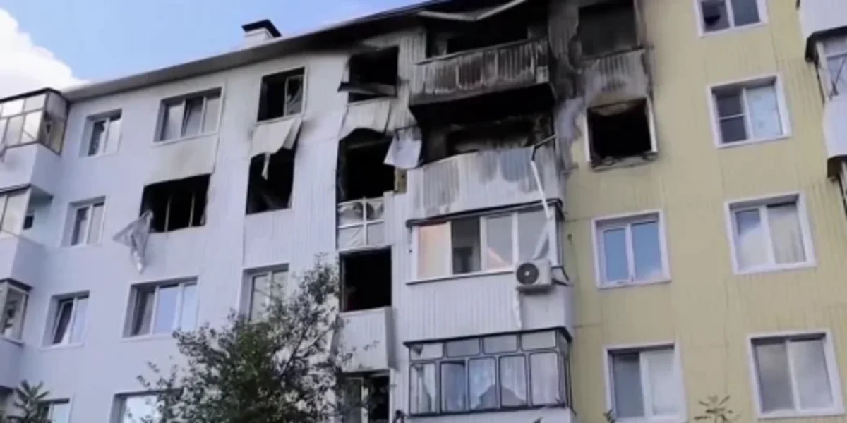 
В Мингячевире в жилом доме произошел пожар

