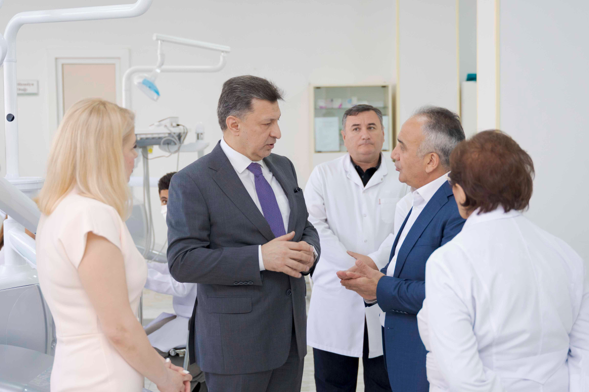 Профессор Герайбели пришел на летнюю сессию