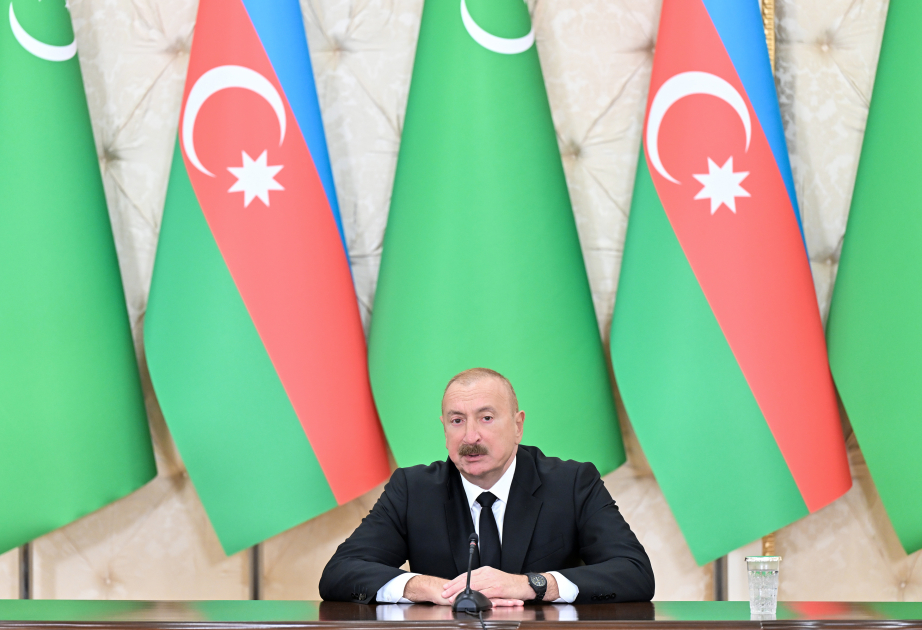 Президент Ильхам Алиев: Сотрудничество между Азербайджаном и Туркменистаном в транспортно-логистической сфере носит долгосрочный характер