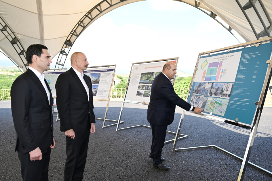 
Президенты Азербайджана и Туркменистана посмотрели разрушенные места города Физули