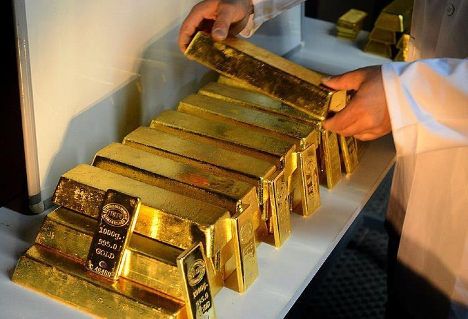 
Стоимость тройской унции золота подешевела до 4090 долларов