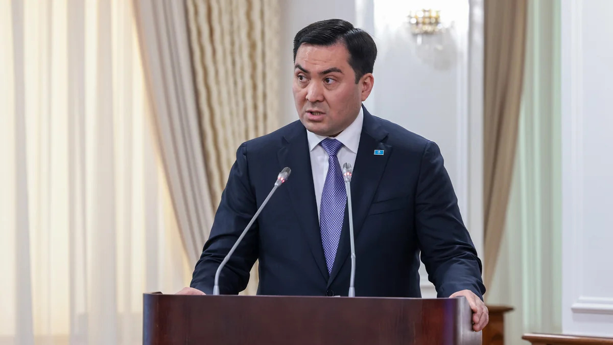 
Казахстан рассматривает импорт авиатоплива из Азербайджана и Туркменистана