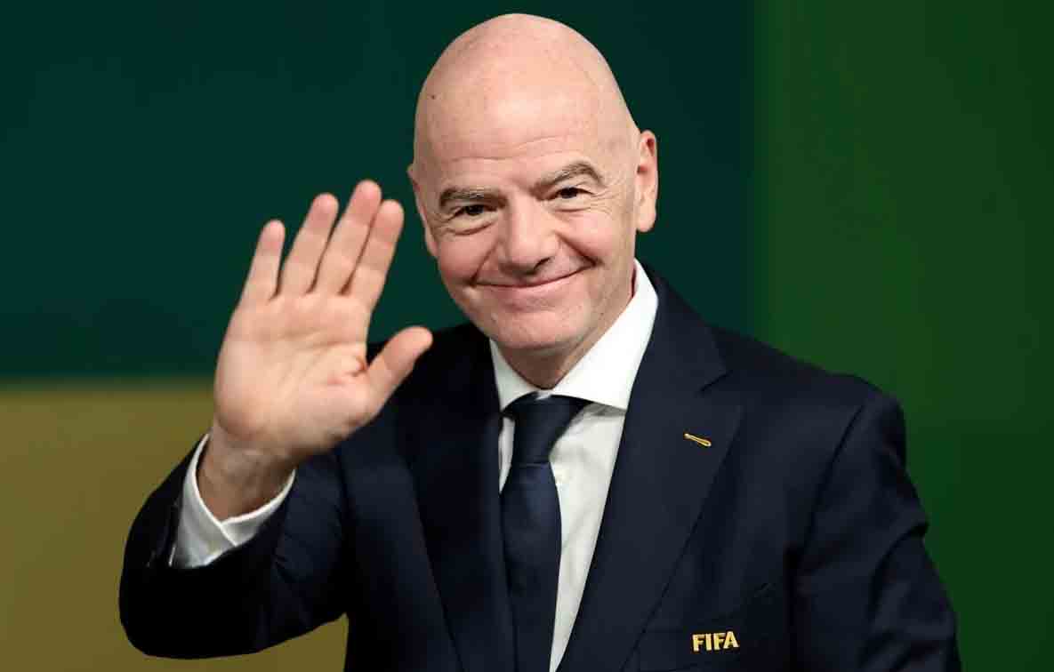 Глава ФИФА Инфантино намерен посещать по два матча ЧМ в день