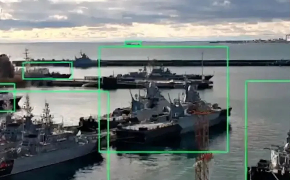 
Украина заявила о поражении российского катера в Черном море