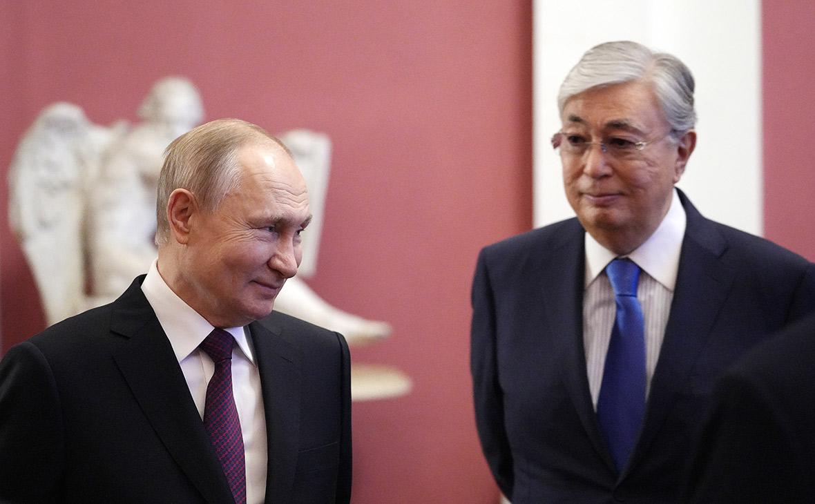 Токаев рассказал Путину о визите в Брюссель