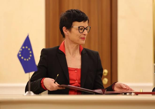 Марта Кос: ЕС завершил проект по развитию интермодальных транспортных услуг в Турции