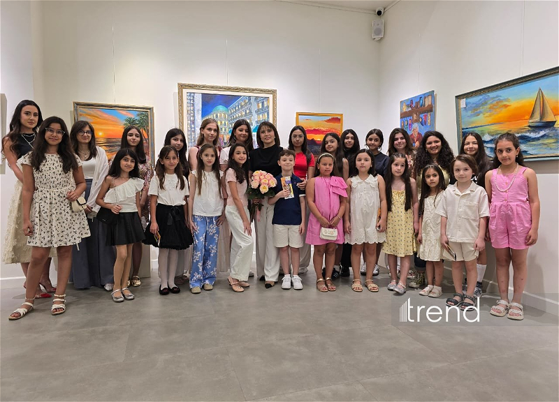 В Баку открылась красочная экспозиция Gulnar Art Studio под названием &laquo;Разные взгляды&raquo;