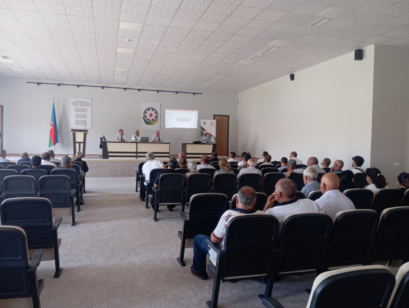 
В селе Хоровлу Джебраильского района начались очередные аграрные тренинги для жителей