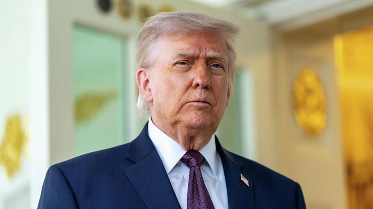 
Трамп помиловал шестерых осужденных по делам времен администрации Байдена