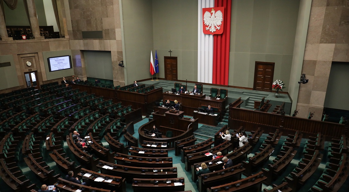 В Польше хотят запретить экспорт оружия в обход парламента