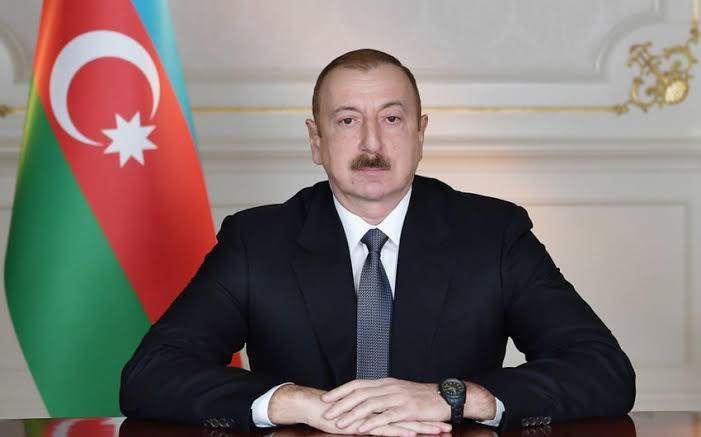 
Президенту Республики Малави Его превосходительству господину Артуру Питеру Мутарике