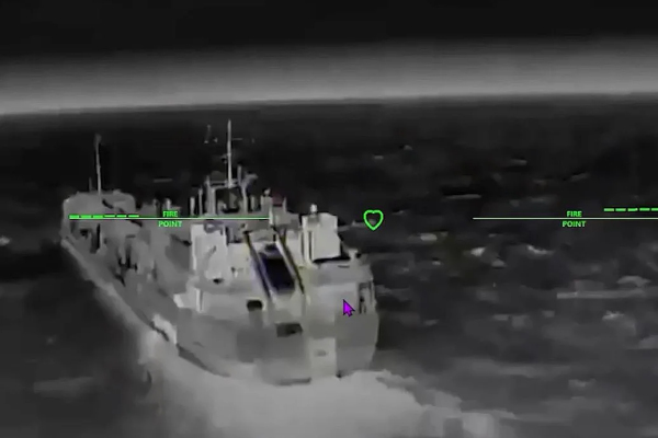Украина ударила по танкерам с бензином в Азовском море ​​​​​​​