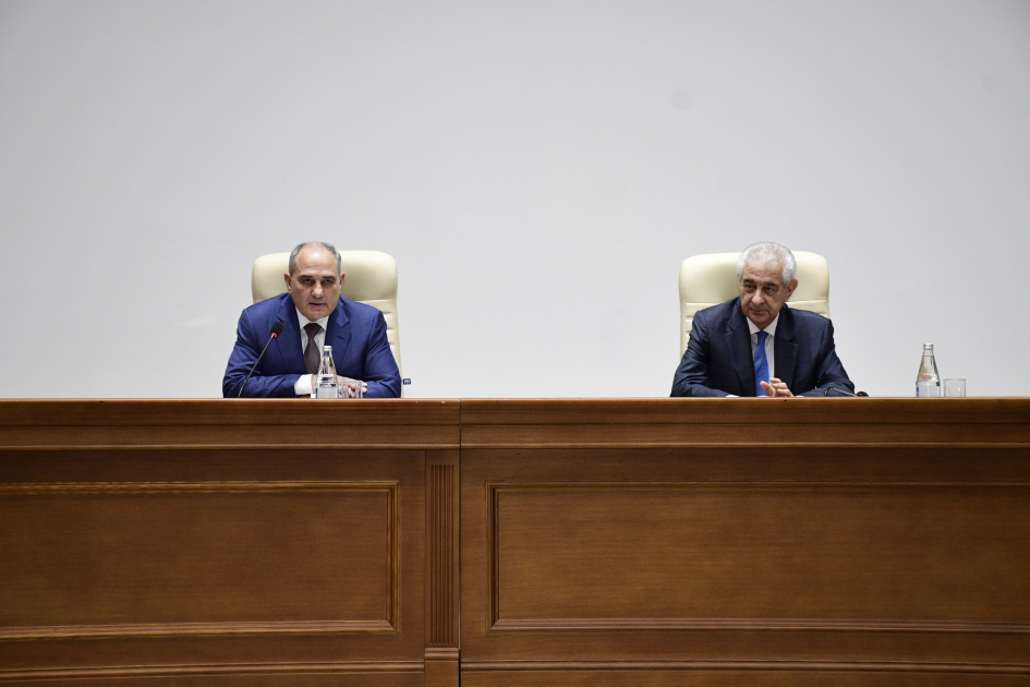Правление партии &laquo;Ени Азербайджан&raquo; провело заседание