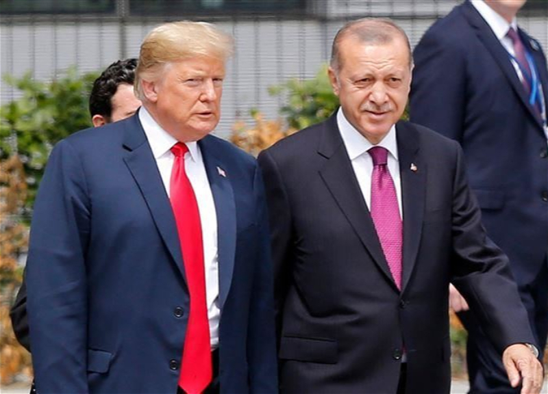 Эрдоган и Трамп обсуждают двусторонние связи и сотрудничество в рамках НАТО