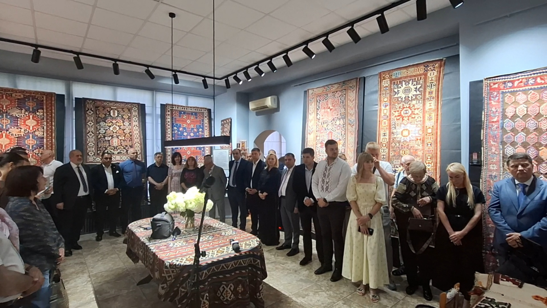 В Ирпене открылась выставка &laquo;Магия азербайджанского ковра&raquo;