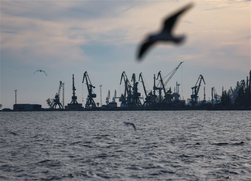 В Азовском море под удар украинских дронов попало судно с азербайджанским экипажем