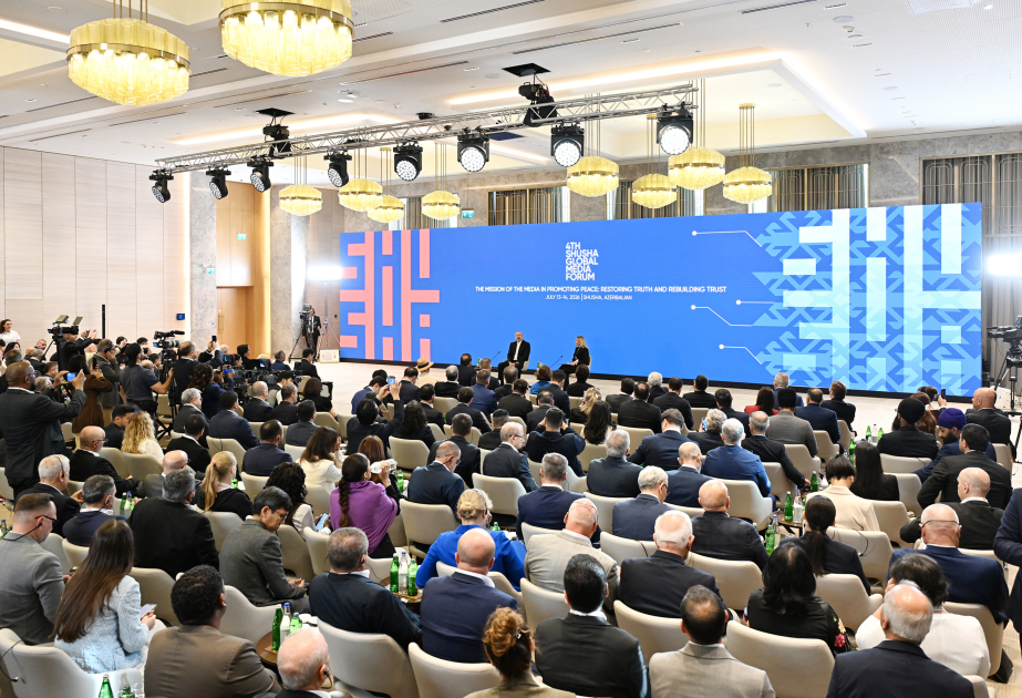 
Президент Азербайджана: Наша главная задача сегодня &mdash; восстановление Карабаха