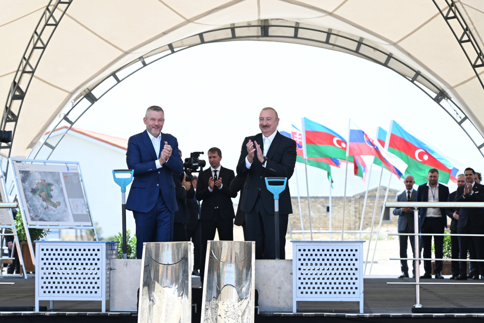 Президенты Азербайджана и Словакии ознакомились с работами, проводимыми в селе Баш Гарвенд Агдамского района