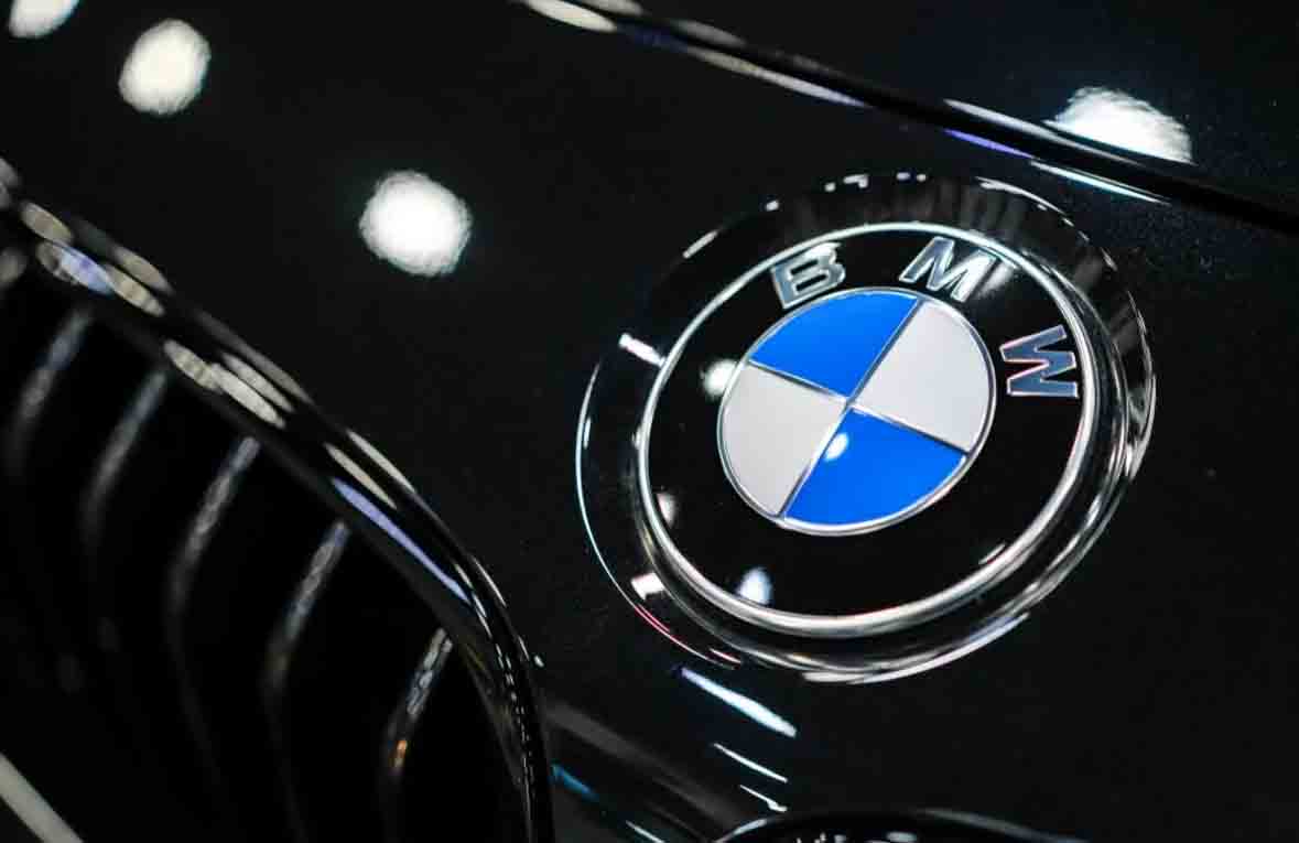 BMW отзовет в США более 29 000 авто
