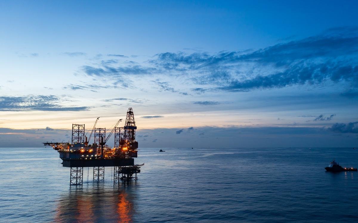 
Нефтяные котировки растут