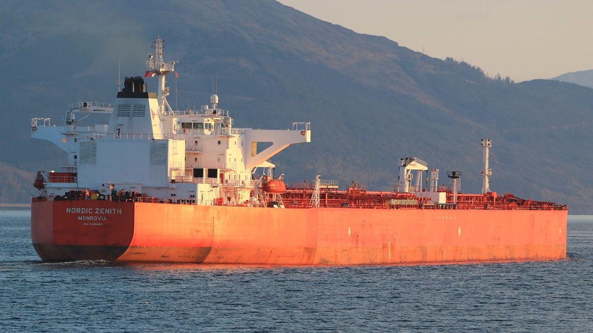 Украина дважды атаковала танкер Nordic Zenith у терминала КТК в Черном море