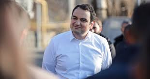 Нареку Карапетяну запретили выезд из Армении