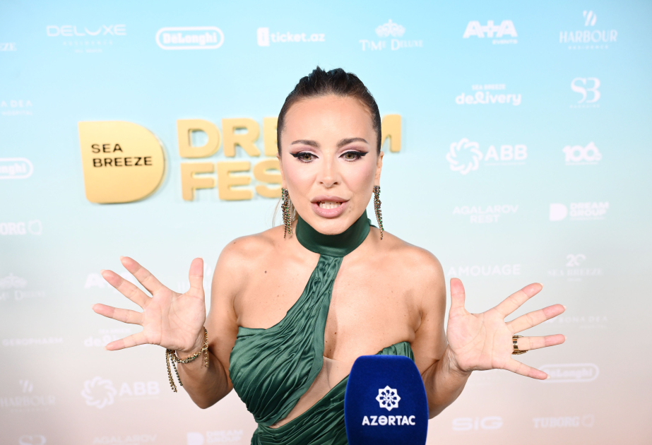 Ани Лорак выступит на DREAM FEST в наряде от азербайджанского дизайнера