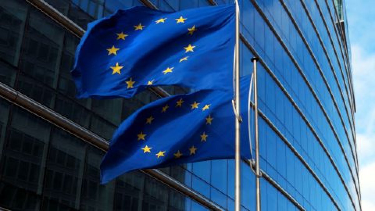 Евросоюз отменил санкции против азербайджанского банка