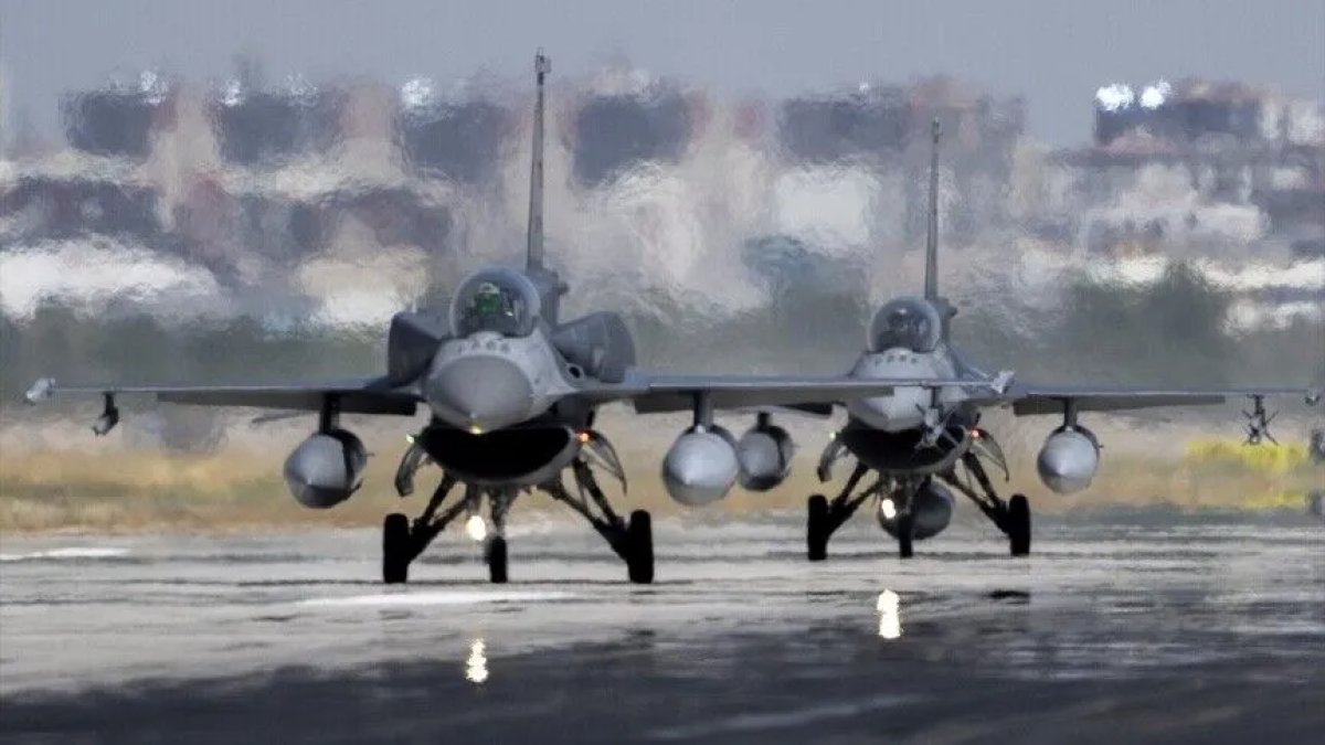 Турецкие F-16 заступают на защиту неба Балтии