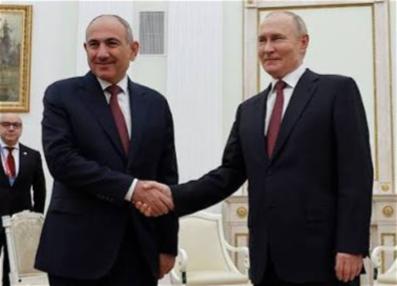 Путин и Пашинян провели телефонный разговор