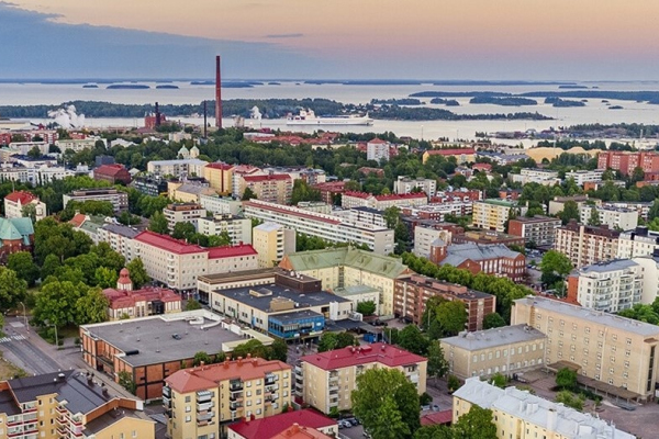 Финляндия закрыла часть воздушного и морского пространства у границы с Россией