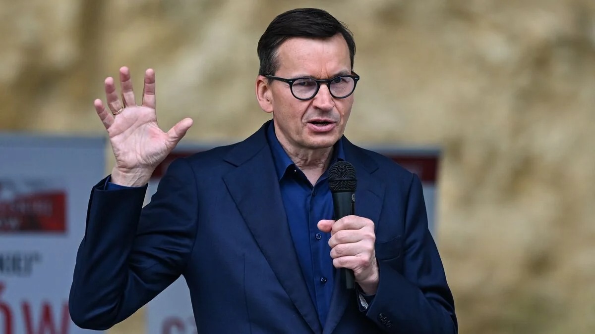 Экс-премьер Польши объявил о создании новой парламентской фракции