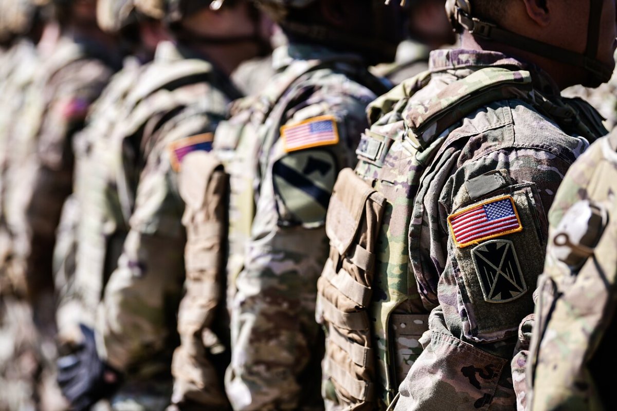 
США могут наполовину сократить контингент в Испании