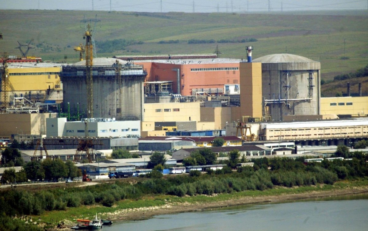 Битва за Дунай: Армия взрывает скалы, чтобы спасти АЭС