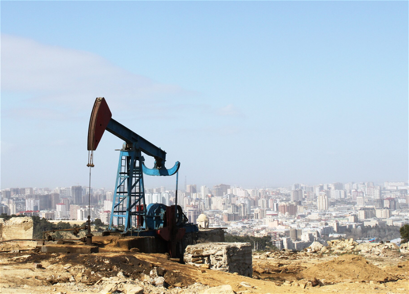 Азербайджанская нефть подешевела на 5%