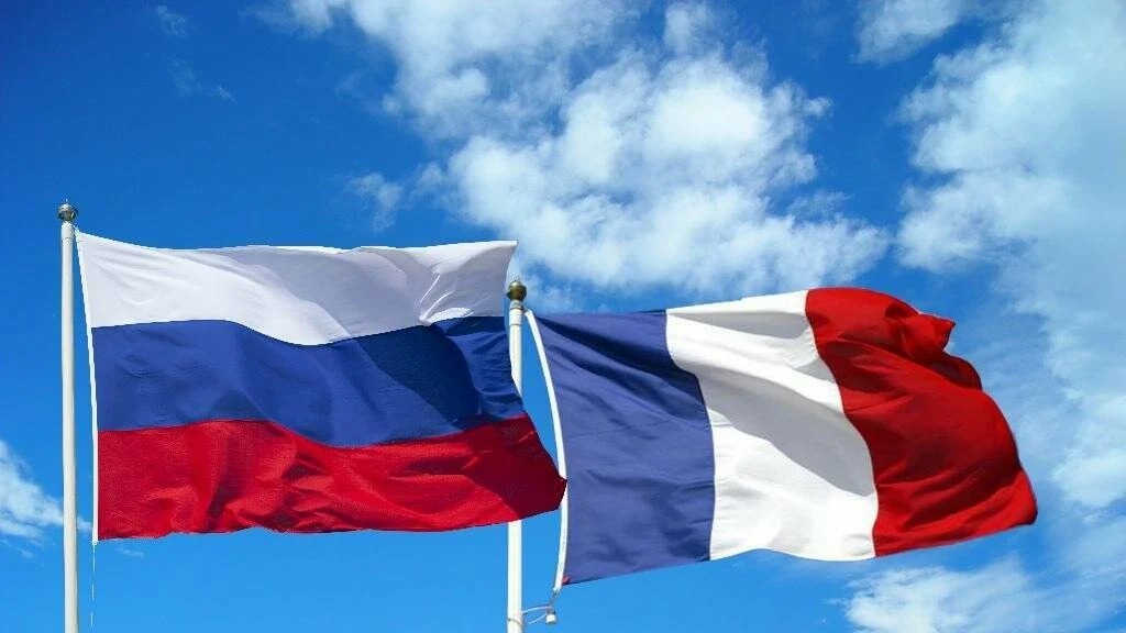 Все следы ведут в&hellip;