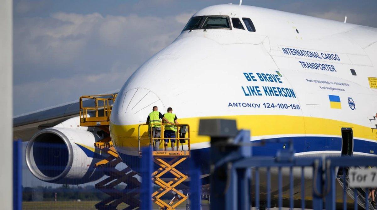 Украинский самолет рядом с дроном со взрывчаткой был загружен боеприпасами