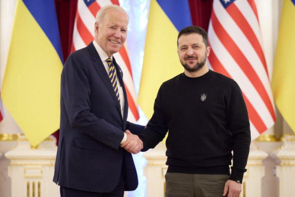 
Зеленский: Если бы Байден тогда дал лицензии...