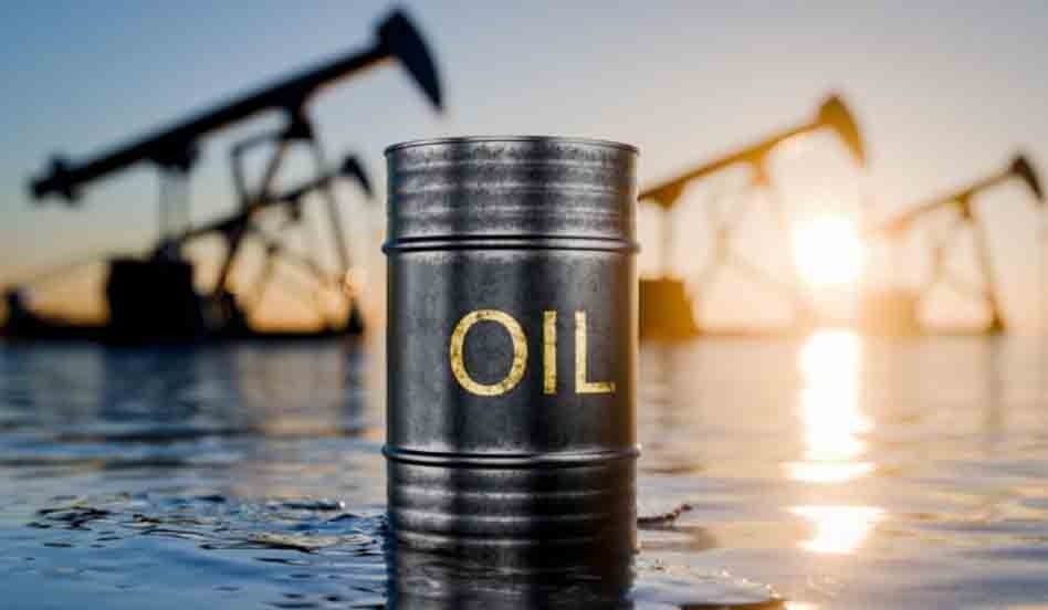 Ормуз закрыт, нефть дорожает
