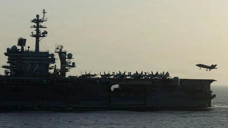ВМС США столкнулись с кризисом на авианосце &laquo;Авраам Линкольн&raquo;