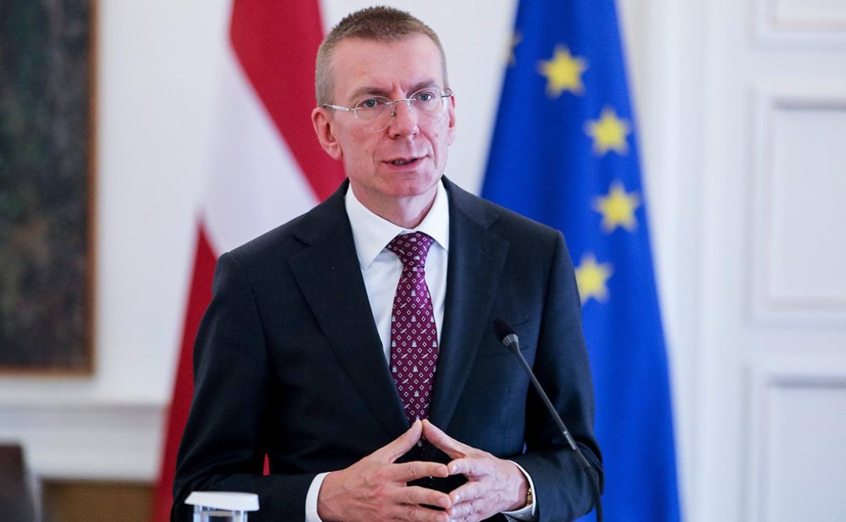 Дрон прервал отпуск президента Латвии: готовится обращение к нации